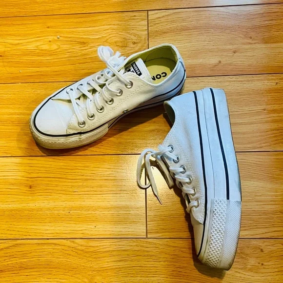 Converse Chuck Taylor All Star Platform Sneakers - Picture 4 of 5